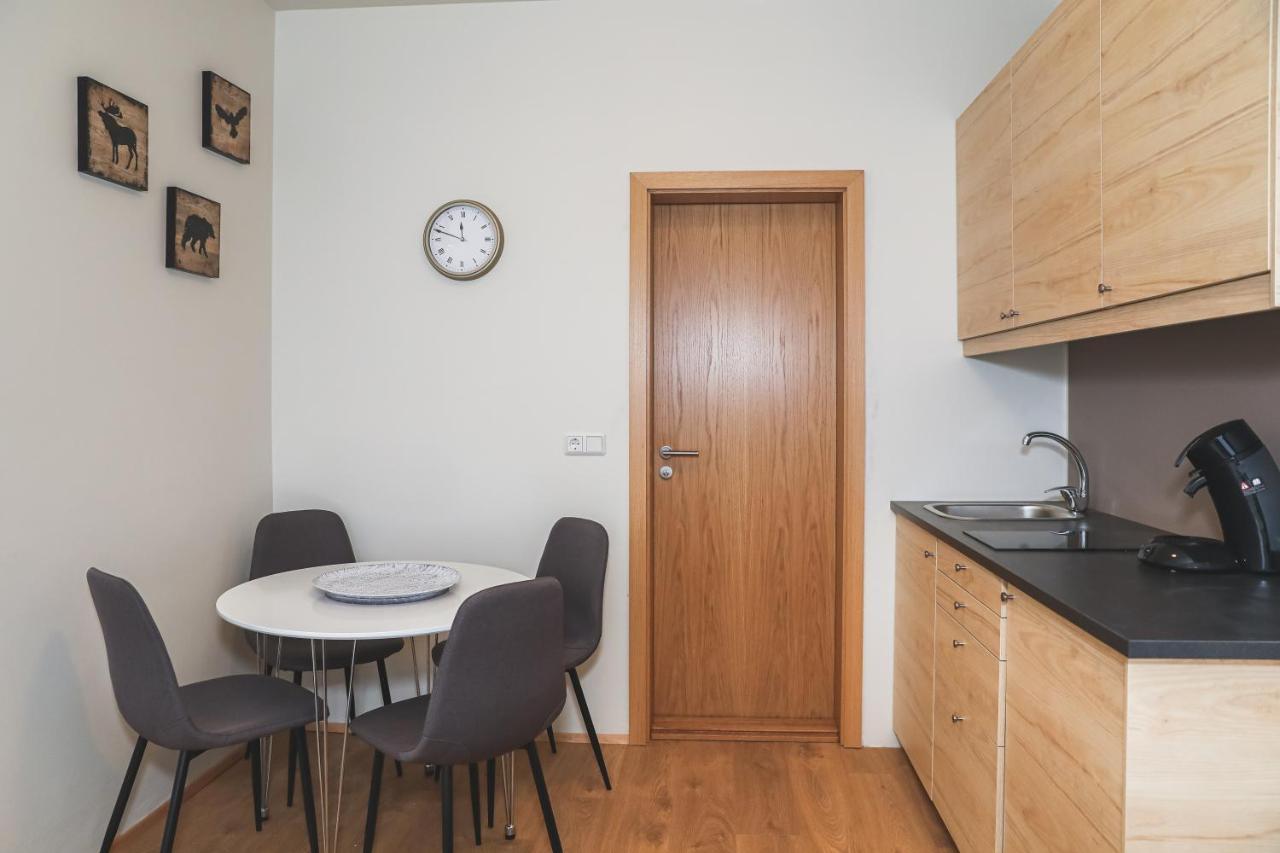 אקורירי E18 Apartments מראה חיצוני תמונה