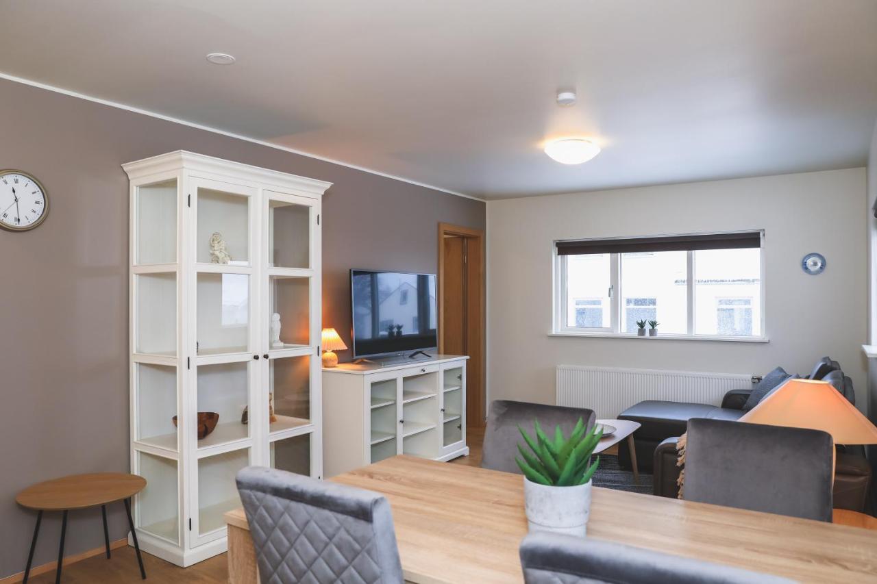 אקורירי E18 Apartments מראה חיצוני תמונה
