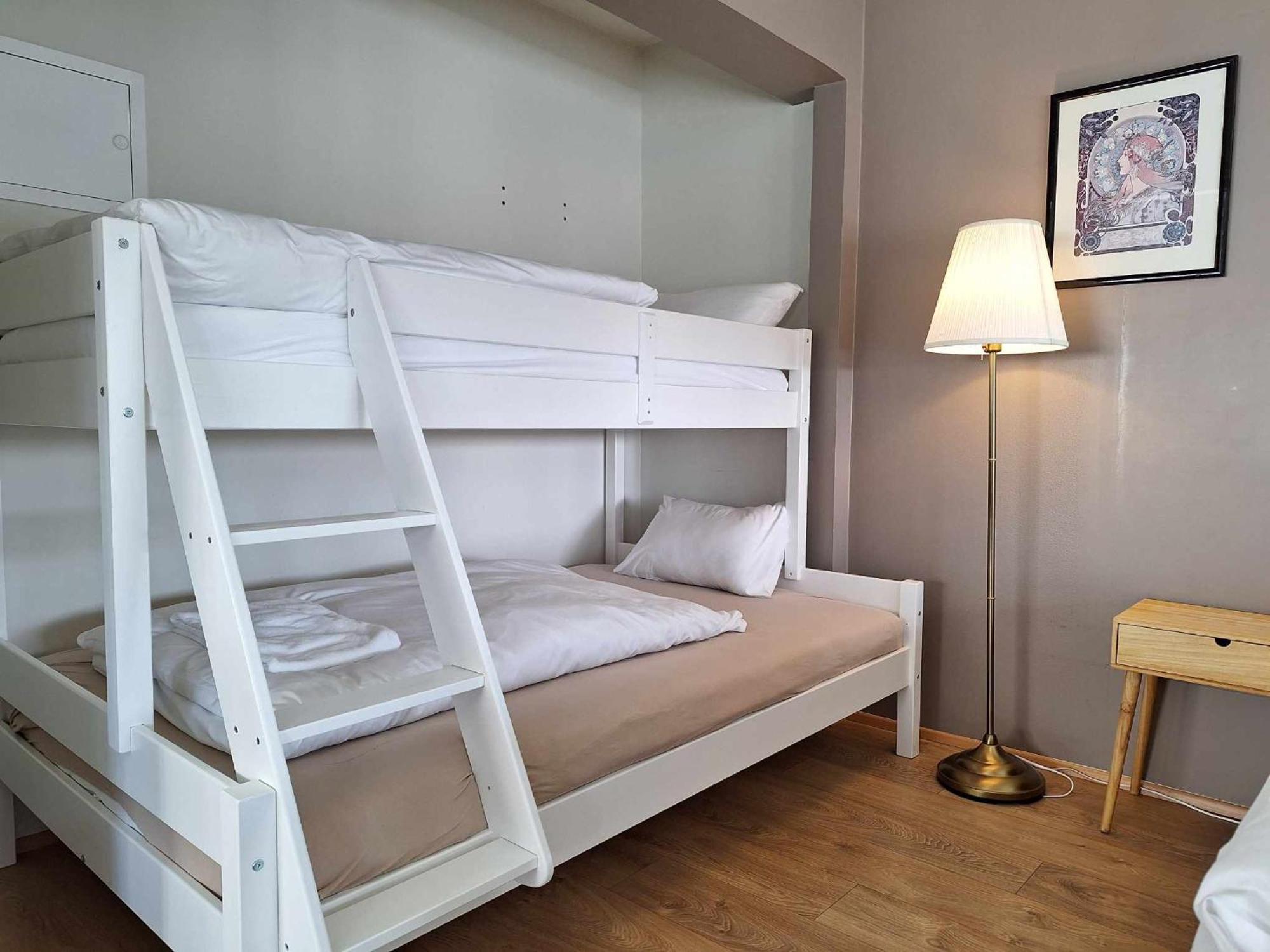 אקורירי E18 Apartments מראה חיצוני תמונה